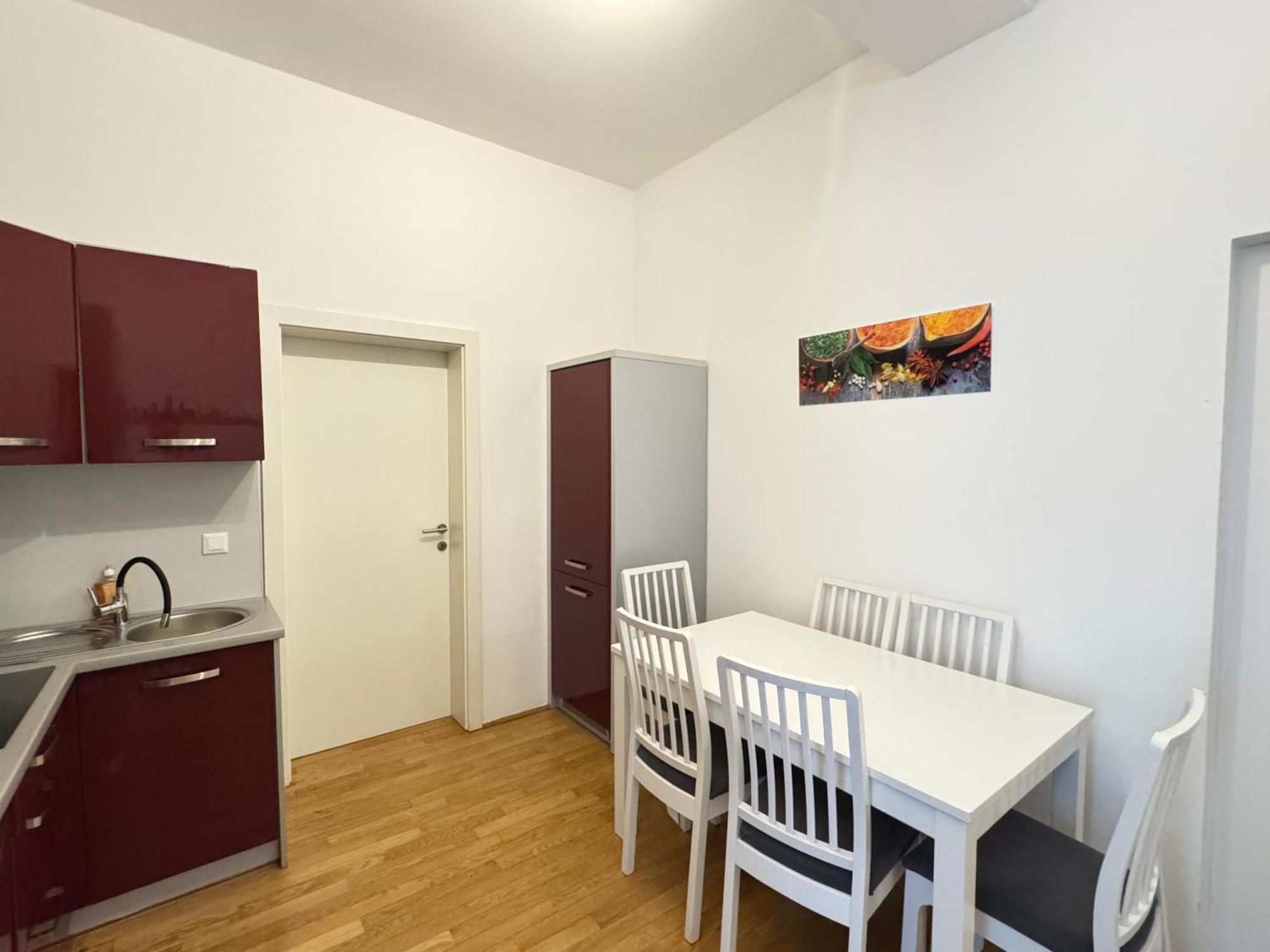 Charming Flat & Balcony Near Station L Bg5 Apartment Wien